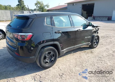 2018 Jeep Compass Sport Fwd from USA, damaged, VIN 3C4NJCAB2JT124523